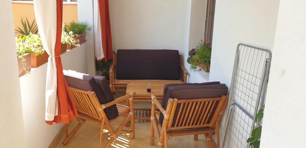 Apartments Pharia Jelsa  Exterior foto